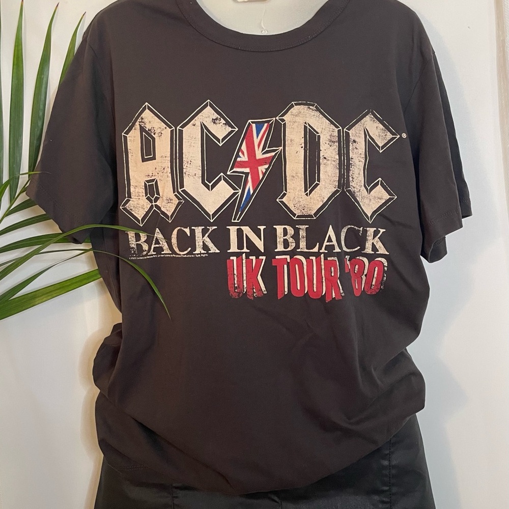 Chaser AC⚡️DC UK 🇬🇧 Tour Graphic Tee